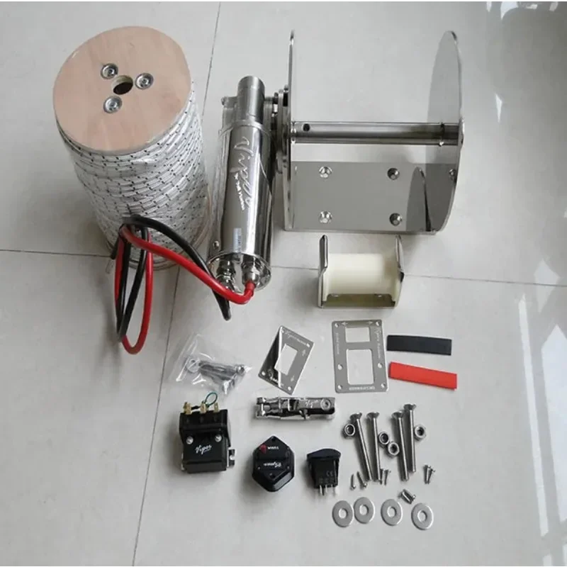 Marine Equipment 1000W 316 Sta - Fishing Boat Anchor Winch recensione e prezzo